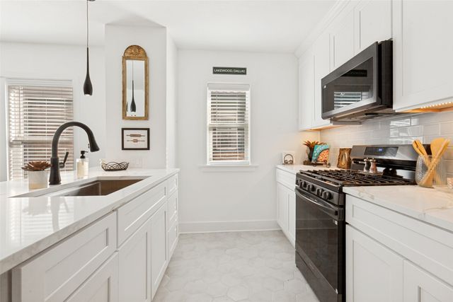 6036 Victor Street, Dallas, TX 75214