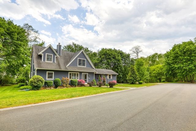 4 Meadow Lane, Danvers, MA 01923