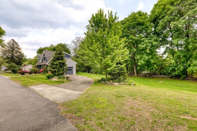 4 Meadow Lane, Danvers, MA 01923