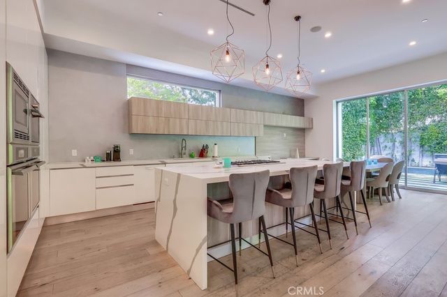 737 N Cherokee Avenue, Los Angeles, CA 90038