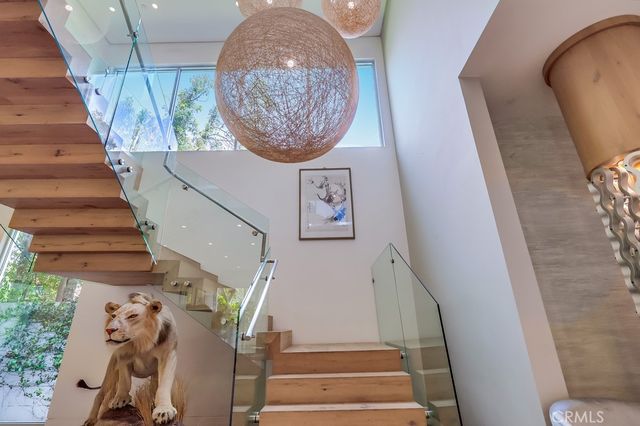 737 N Cherokee Avenue, Los Angeles, CA 90038