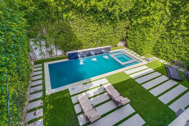 737 N Cherokee Avenue, Los Angeles, CA 90038