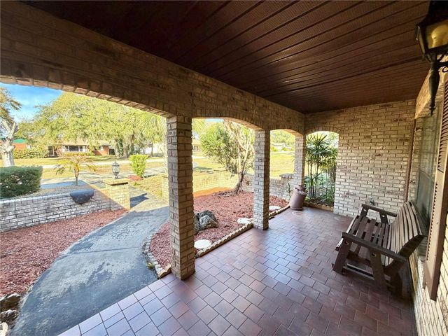 9910 CANTERBURY DRIVE, Leesburg, FL 34788