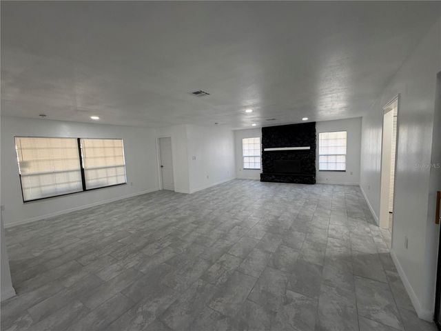 9910 CANTERBURY DRIVE, Leesburg, FL 34788