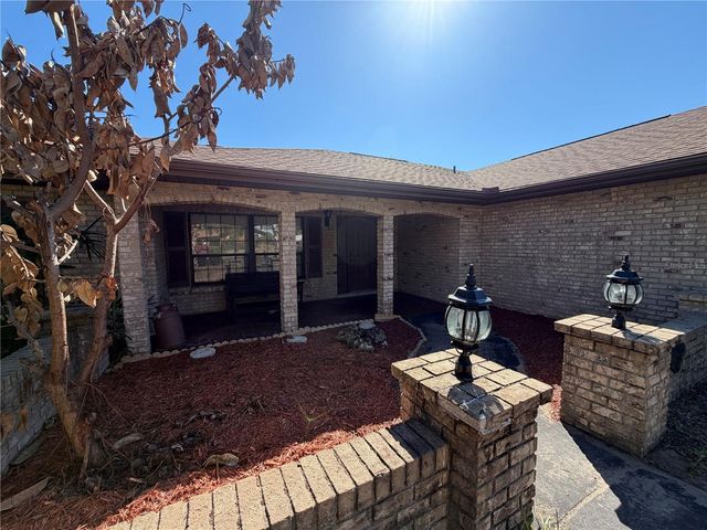 9910 CANTERBURY DRIVE, Leesburg, FL 34788