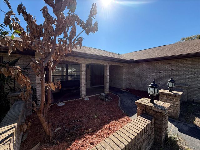 9910 CANTERBURY DRIVE, Leesburg, FL 34788