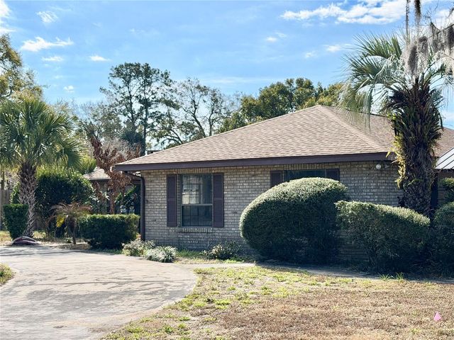 9910 CANTERBURY DRIVE, Leesburg, FL 34788