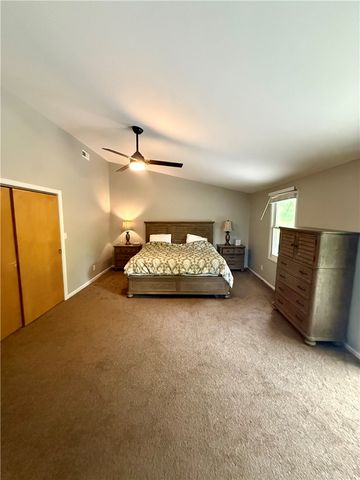 1200 Loran Pointe Circle, Seneca, SC 29672