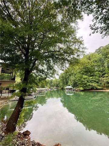 1200 Loran Pointe Circle, Seneca, SC 29672