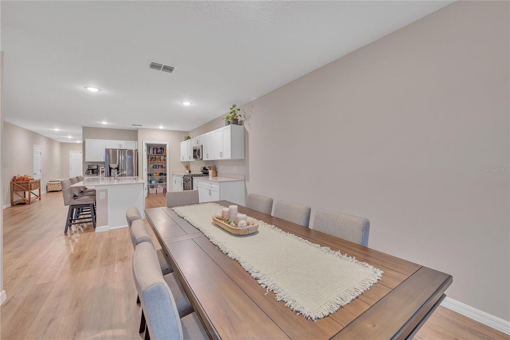 Image 15 of property listing at 12710 HYSMITH LOOP, Parrish, FL 34219