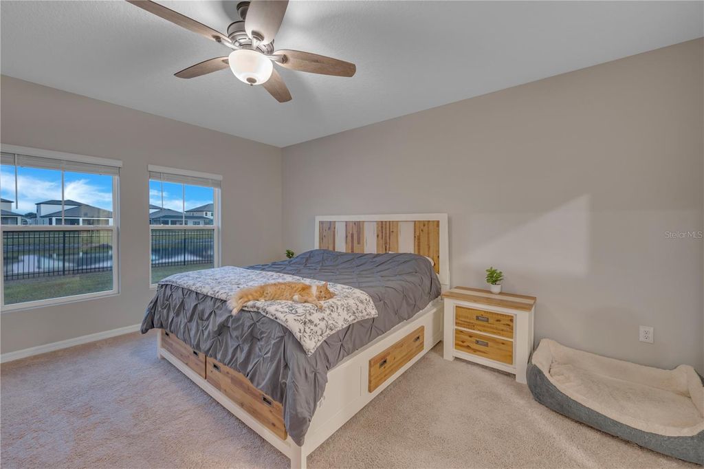 Image 17 of property listing at 12710 HYSMITH LOOP, Parrish, FL 34219