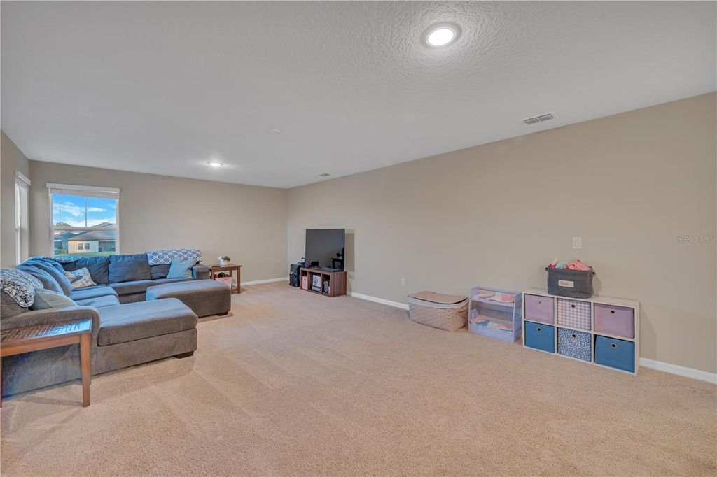 Image 22 of property listing at 12710 HYSMITH LOOP, Parrish, FL 34219