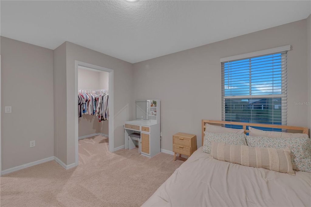 Image 35 of property listing at 12710 HYSMITH LOOP, Parrish, FL 34219