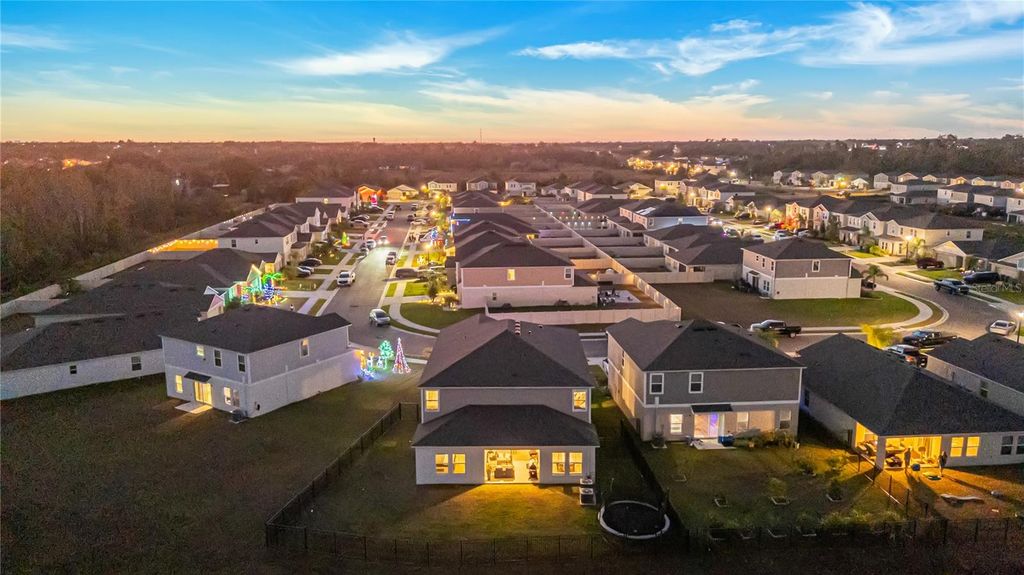 Image 46 of property listing at 12710 HYSMITH LOOP, Parrish, FL 34219