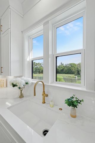 5081 Fairhaven Circle, Thompsons Station, TN 37179