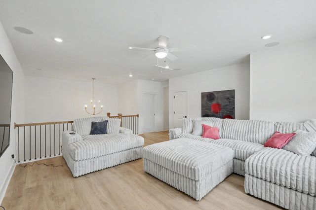 5081 Fairhaven Circle, Thompsons Station, TN 37179