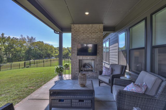 5081 Fairhaven Circle, Thompsons Station, TN 37179
