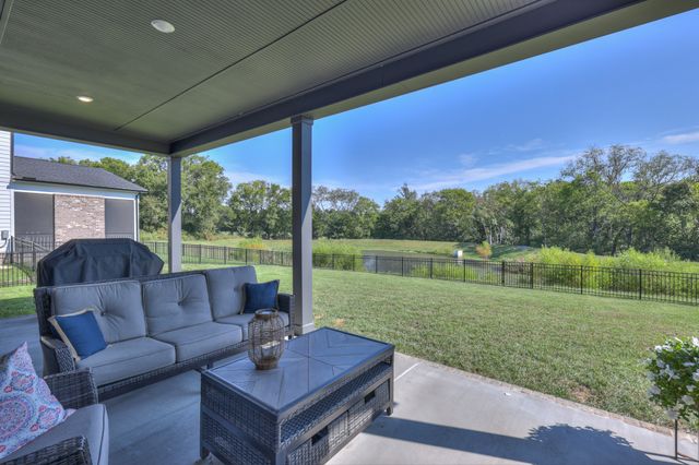 5081 Fairhaven Circle, Thompsons Station, TN 37179