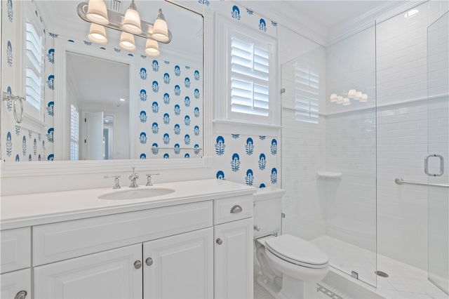 121 Palm Island Lane, Vero Beach, FL 32963