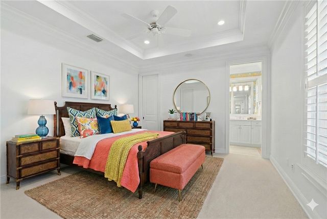 121 Palm Island Lane, Vero Beach, FL 32963