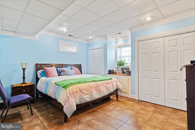 2251 SPECKS RUN RD, Bunker Hill, WV 25413
