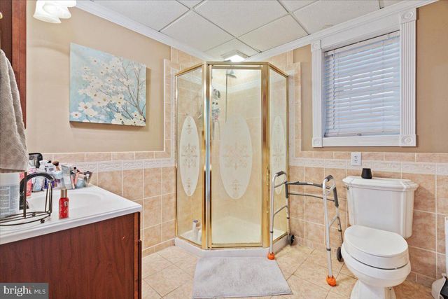 2251 SPECKS RUN RD, Bunker Hill, WV 25413