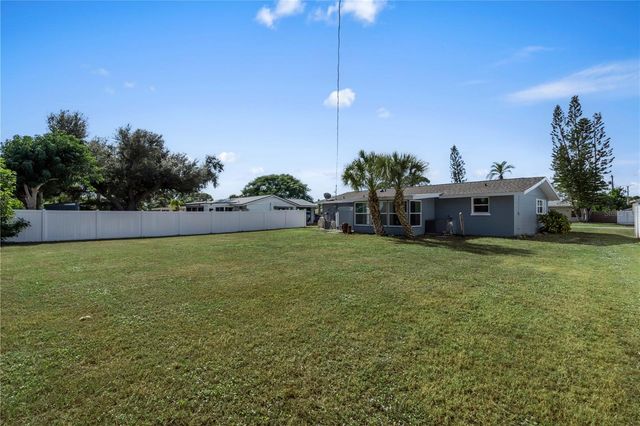 3091 SUNSET BEACH DRIVE, Venice, FL 34293