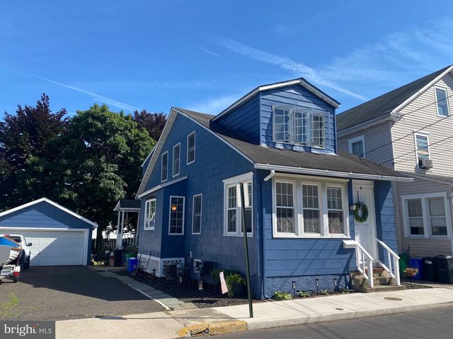 9 SNOWDEN AVE, Haddonfield, NJ 08033