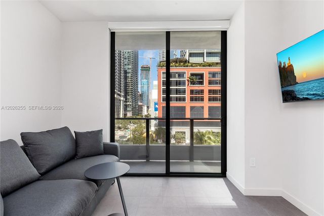 121 NE 5th St 510, Miami, FL 33132