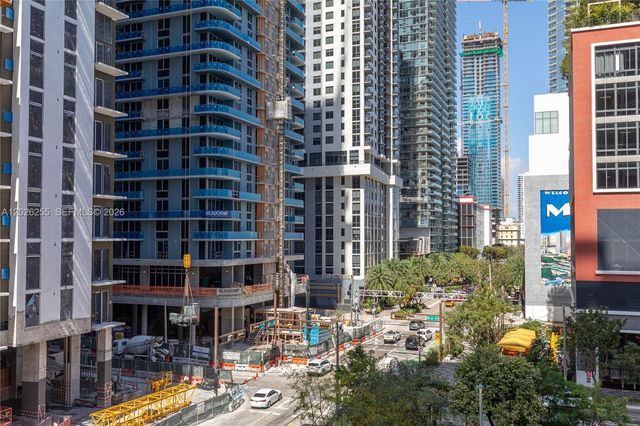 121 NE 5th St 510, Miami, FL 33132