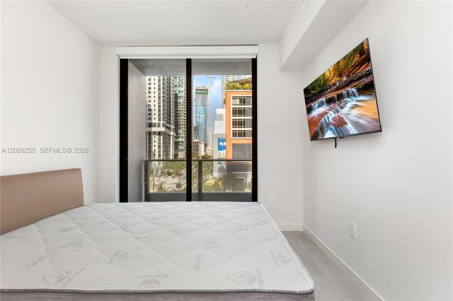 121 NE 5th St 510, Miami, FL 33132