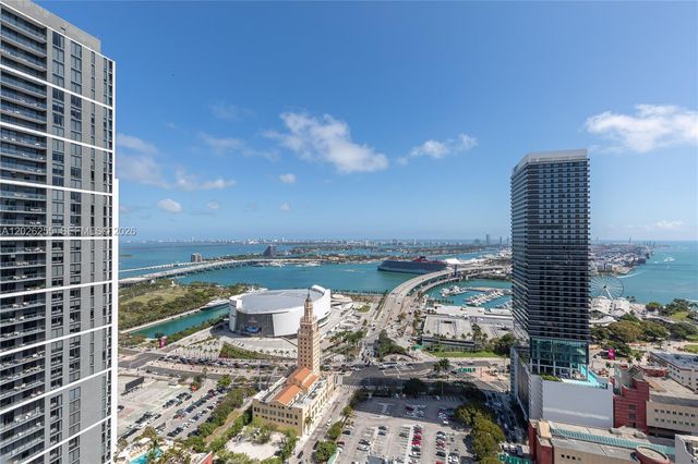 121 NE 5th St 510, Miami, FL 33132