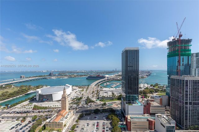 121 NE 5th St 510, Miami, FL 33132