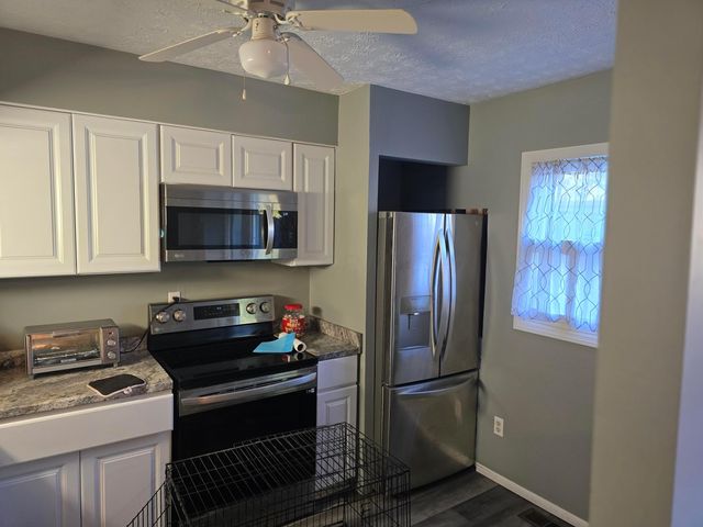 1085 Hardesty Place E, N4, Columbus, OH 43204