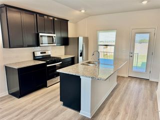 5008 Hazelnut LN, Del Valle, TX 78617