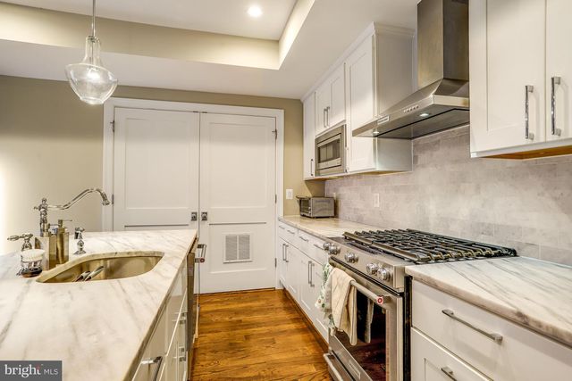 4343 Harrison St NW Apt 6, Washington, DC 20015