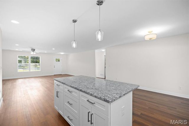 5707 Humbert Road, Godfrey, IL 62035