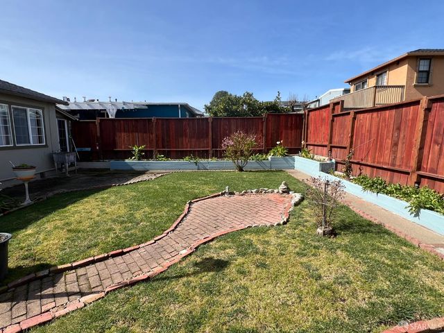 10 Bradford Drive, South San Francisco, CA 94080