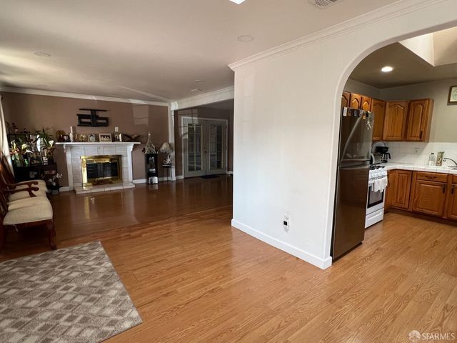 10 Bradford Drive, South San Francisco, CA 94080