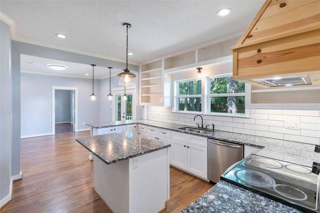 531 Brookwater Drive, Huffman, TX 77336