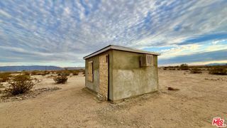 660 High Noon Road, Twentynine Palms, CA 92277
