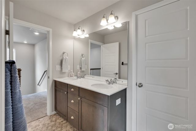 32670 Stuart Avenue SE, Black Diamond, WA 98010