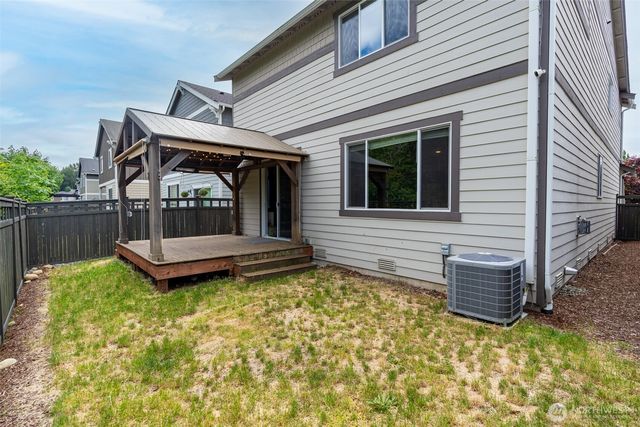 32670 Stuart Avenue SE, Black Diamond, WA 98010