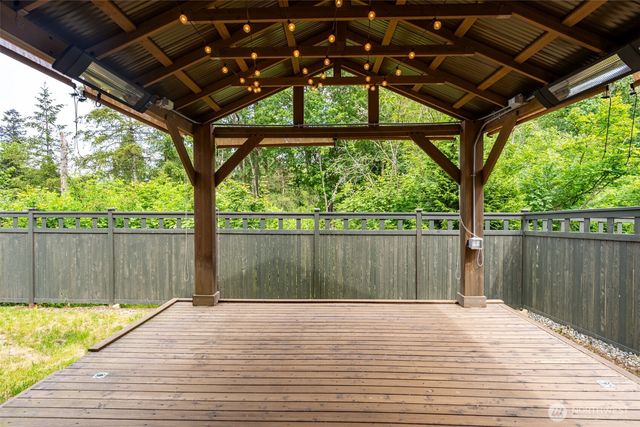 32670 Stuart Avenue SE, Black Diamond, WA 98010