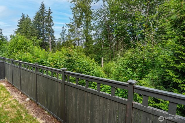 32670 Stuart Avenue SE, Black Diamond, WA 98010