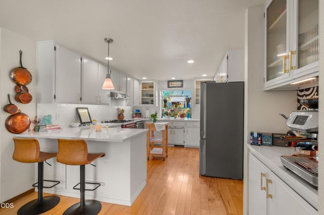 420 S Oregon Street, Jacksonville, OR 97530