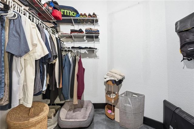 321 W 7th Street 407, Kansas City, MO 64105