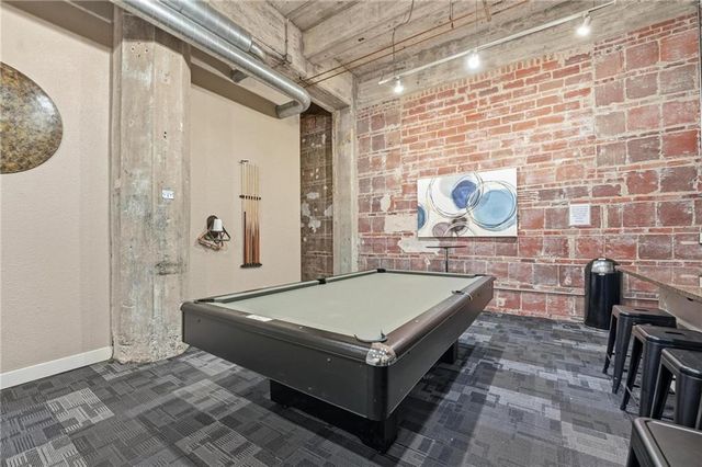 321 W 7th Street 407, Kansas City, MO 64105