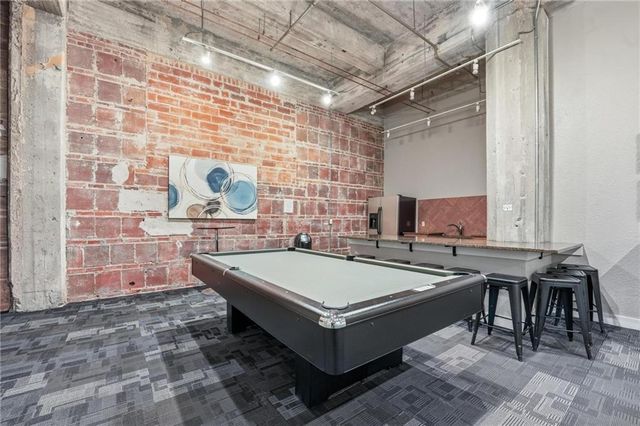 321 W 7th Street 407, Kansas City, MO 64105