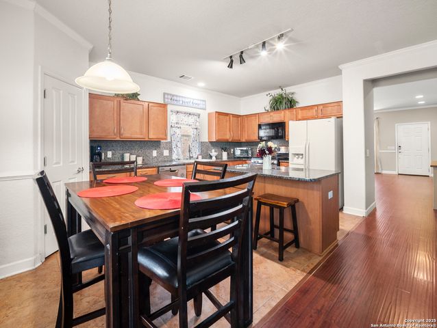 11834 William Carey, San Antonio, TX 78253